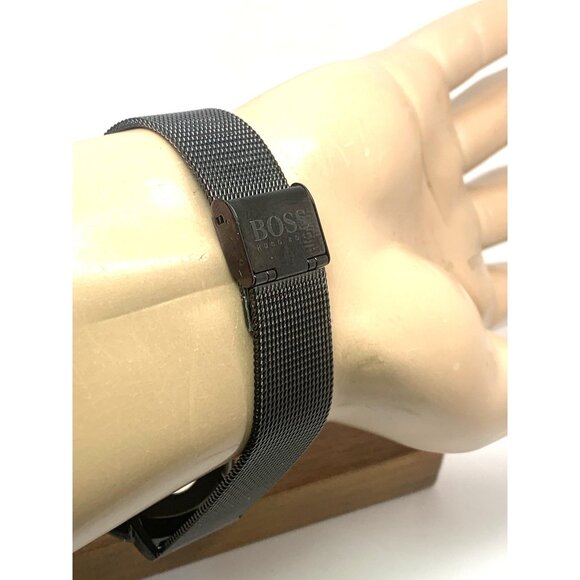 Hugo Boss Men's Watch 1513826 Quartz Skyliner Black Dial Mesh Steel Band 40mm - Picture 9 of 13